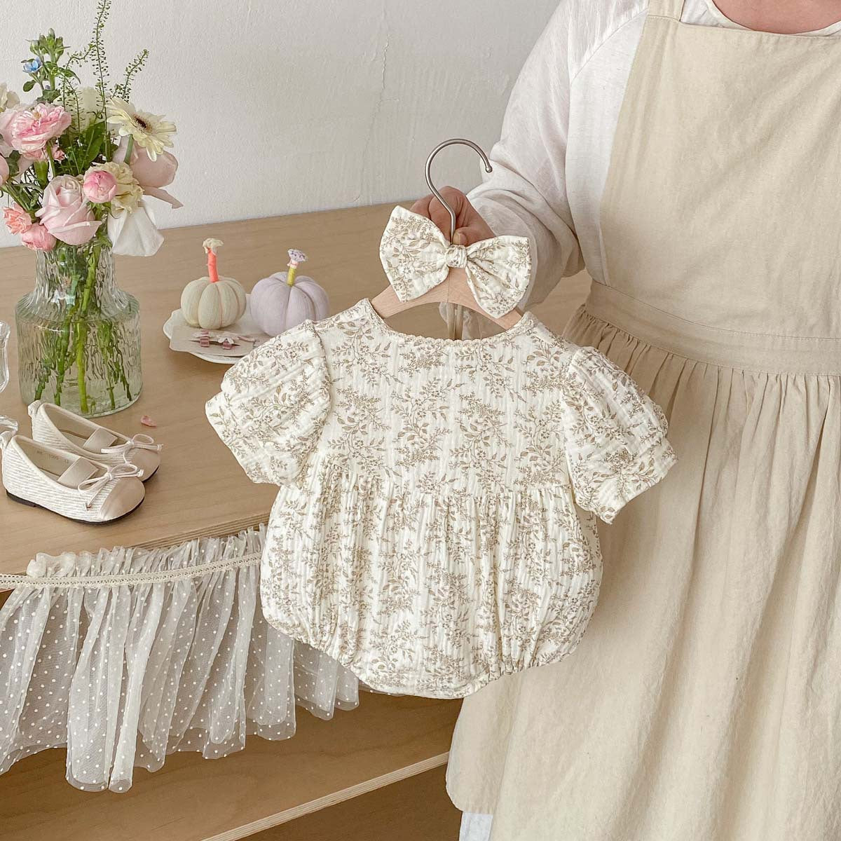 Stylish Lace Short-Sleeve Romper For Girls