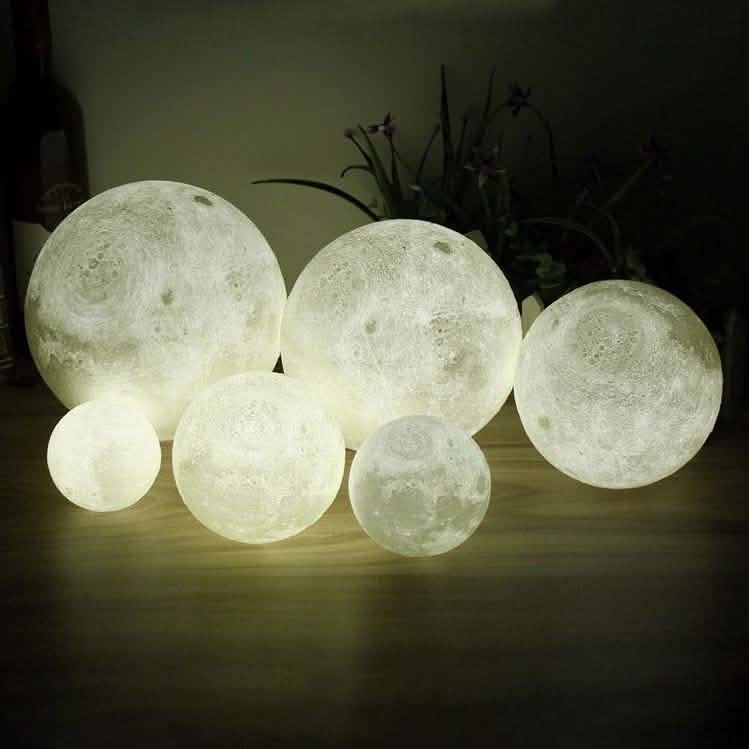 16-Color Lamp with Stand and Wireless Remote
