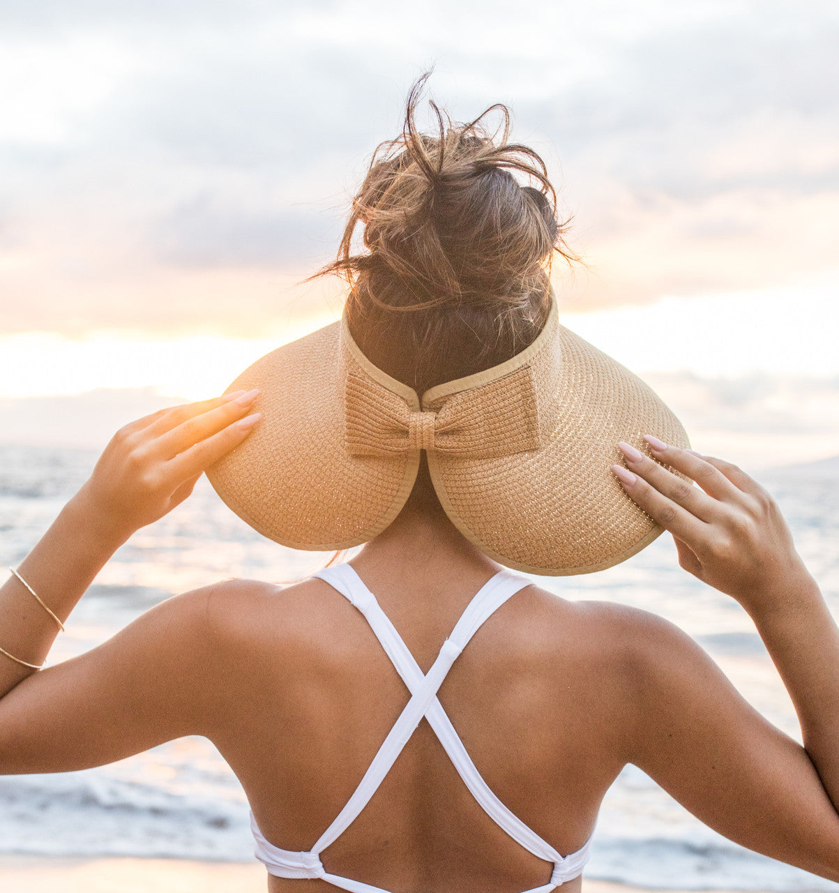Foldable Wide Brim Bow Visor