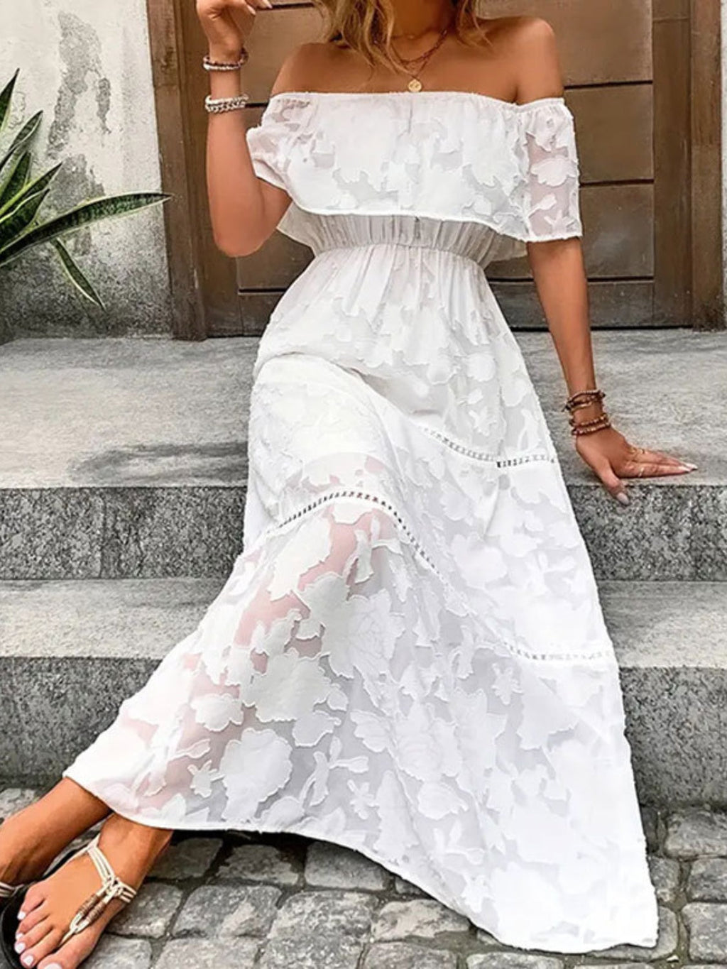 White Stylish Off-Shoulder Maxi Dress Elegant Short Sleeve Summer Dress