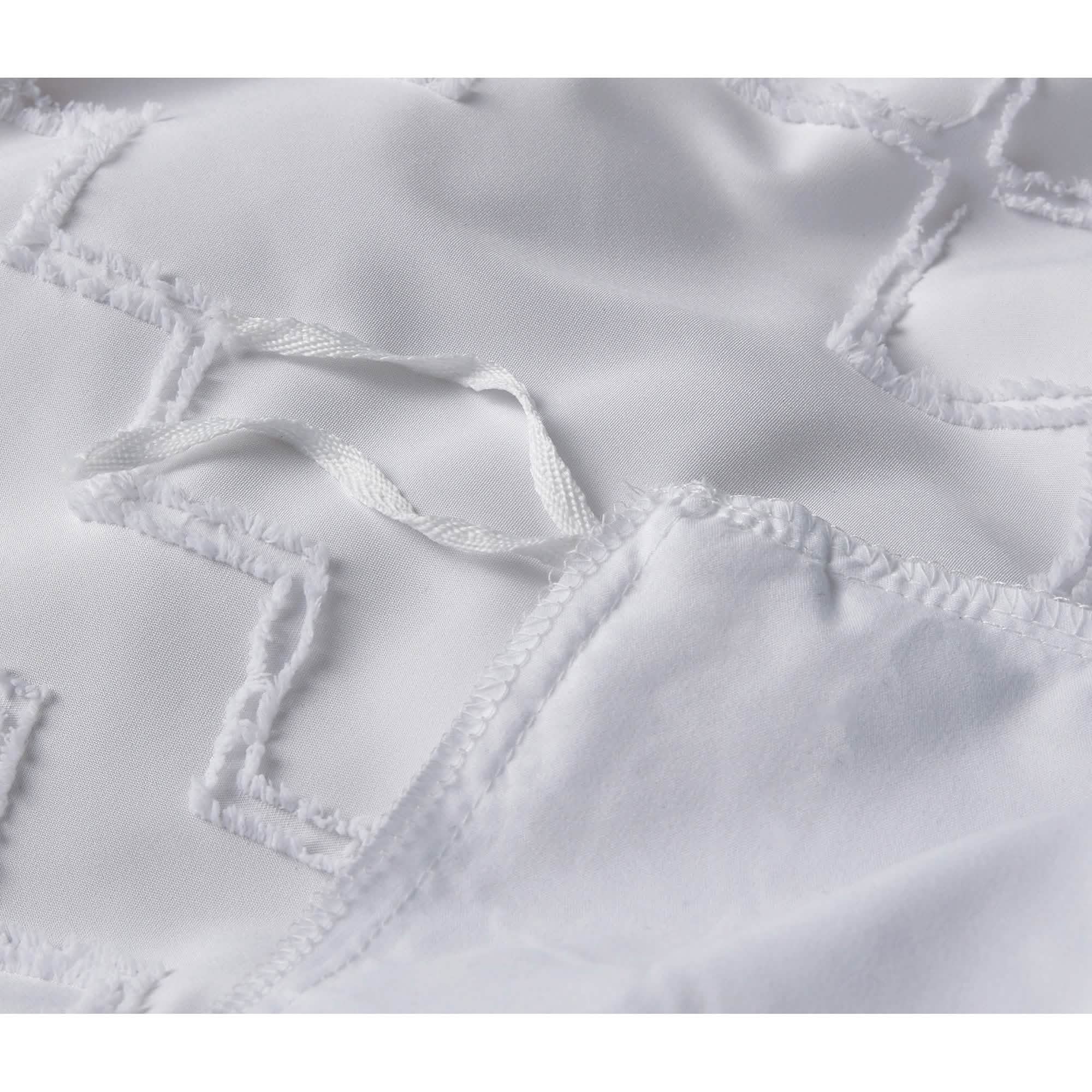 3-Piece Set: Bibb Home Tufted Clipped Duvet Cover
