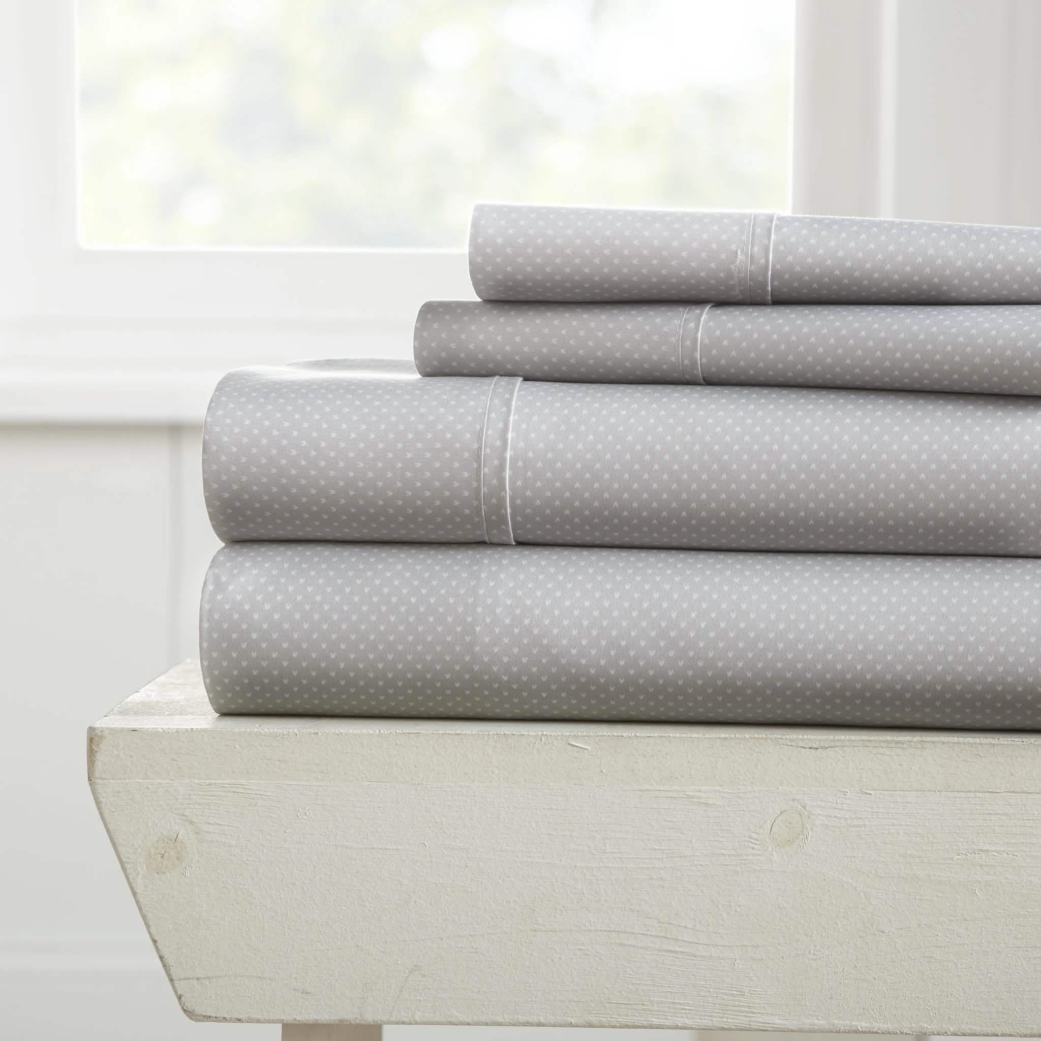 4-Piece Set: My Heart Patterned Sheet Set