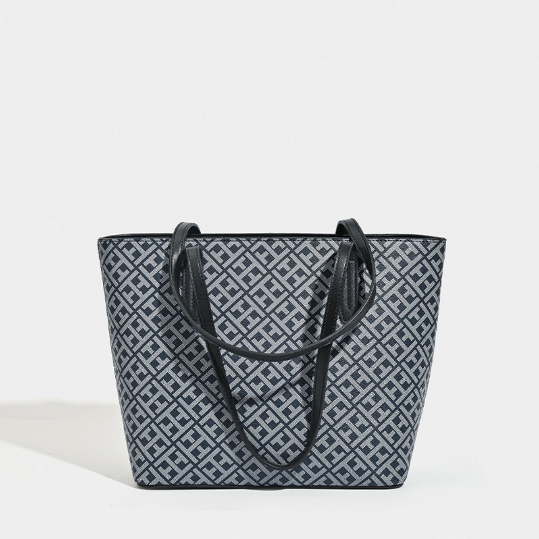 Light luxury oversized shopping bag, women's versatile portable tote bag, shoulder bag