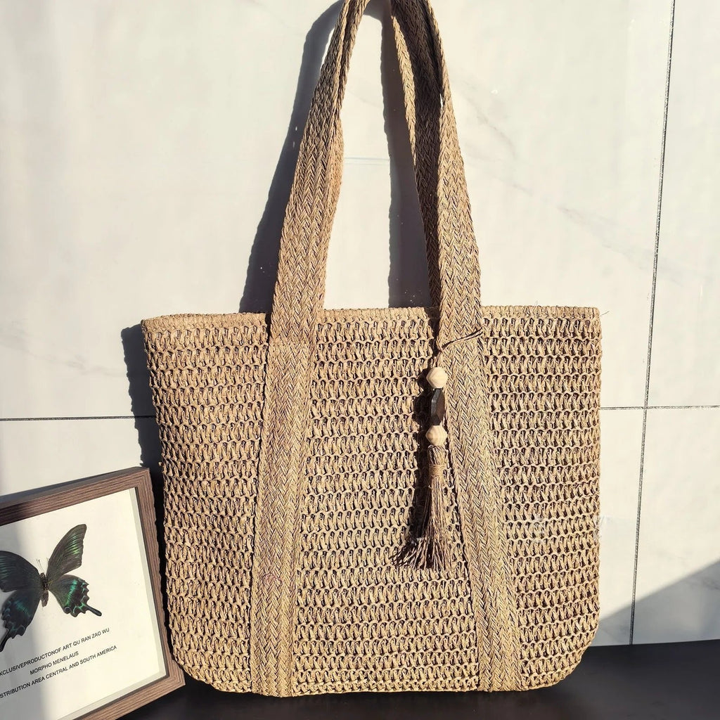 Elegant Straw Shoulder Bag – Women’s Premium Large Beach Tote, Commuter Woven Purse