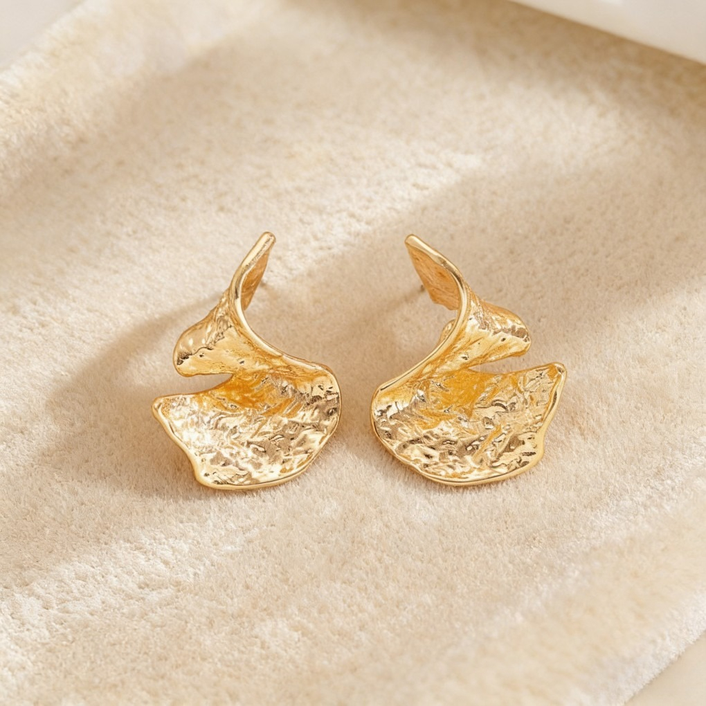 Trendy Chanel-Style Vintage Geometric Twisted Earrings