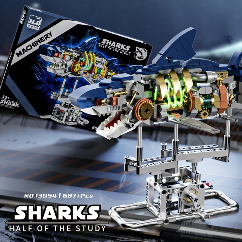 US And Electric Mechanical Lion And Whale Building Blocks That Also Double As Toys