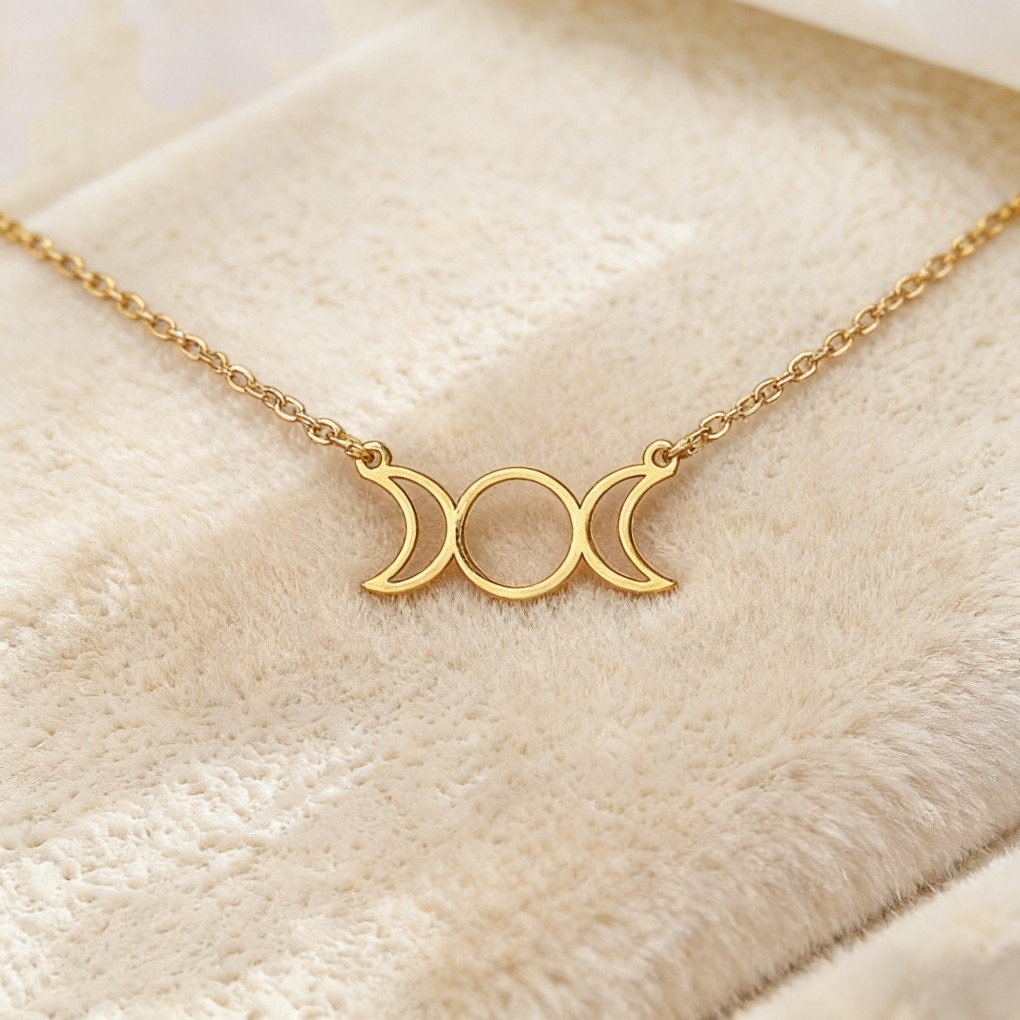 Trendy Hollow Moon & Star Pendant Necklace