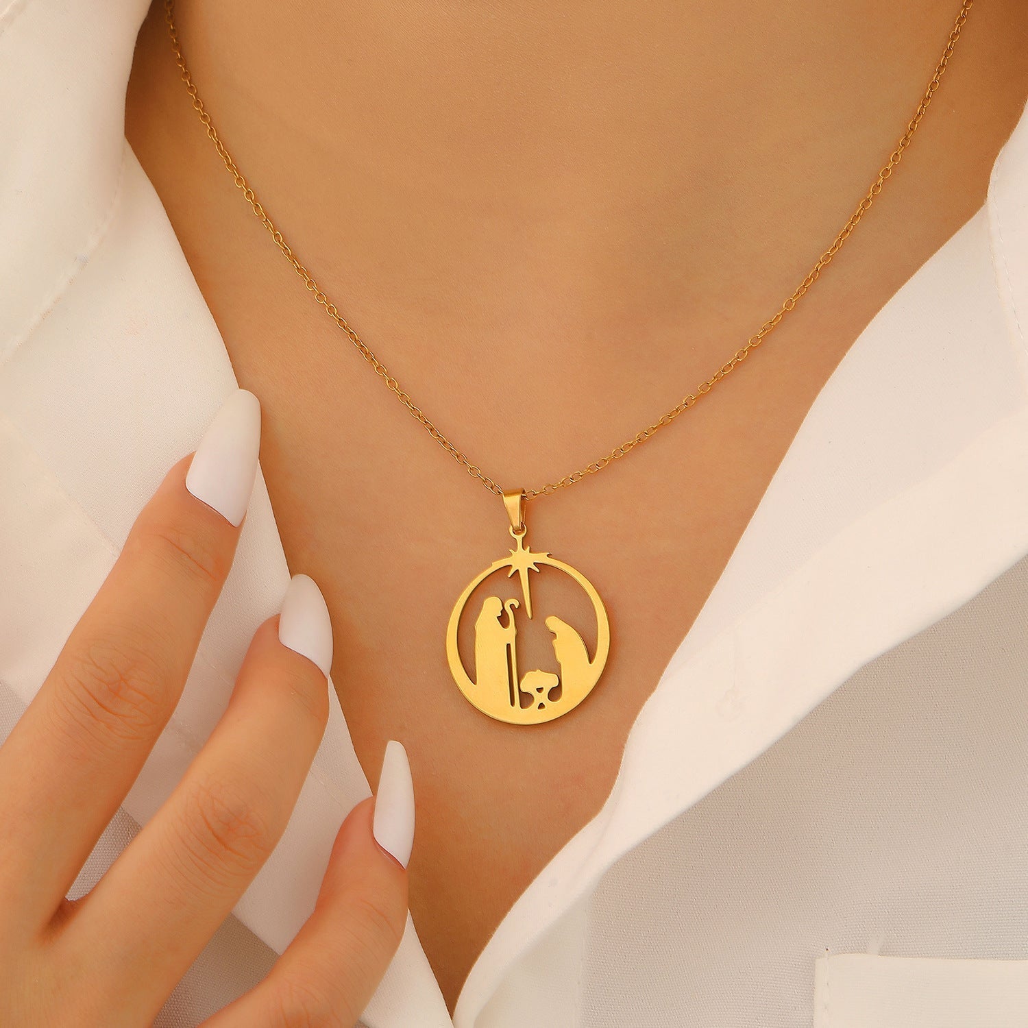 Praying Nun Hollow Circle Pendant Necklace