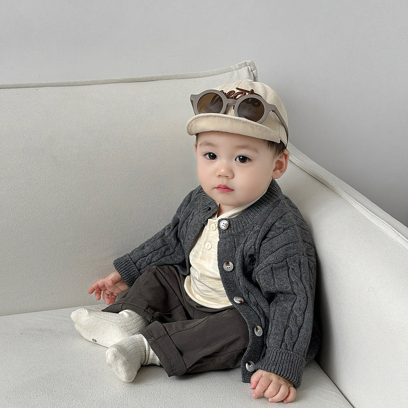 Fashionable Embroidered Casual Knitted Cardigan Childrens Sweater