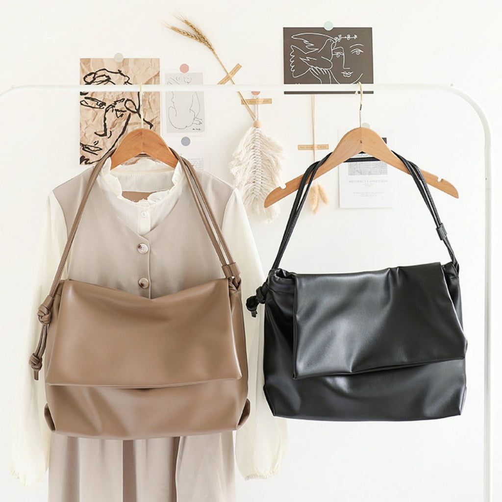 Casual One-Shoulder Messenger Bag – Retro-Textured Soft Leather Underarm Women's Bag, Versatile Flip-Top Portable Tote Bag