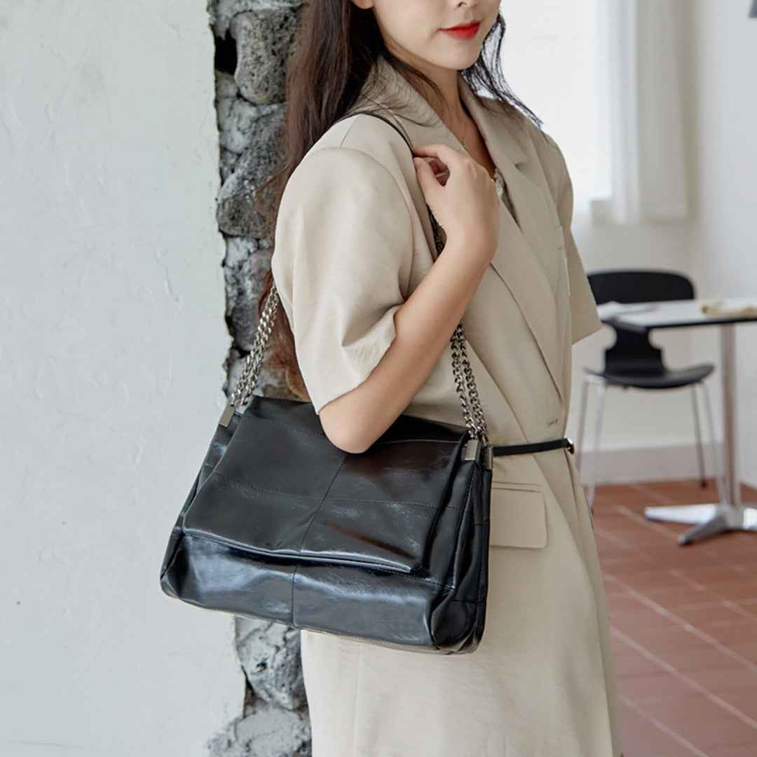 Crossbody shoulder quilted large capacity bag women, versatile commuter bag, chain crossbody bag, shoulder bag