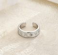 Oil-Dropped Zircon Ring for Women