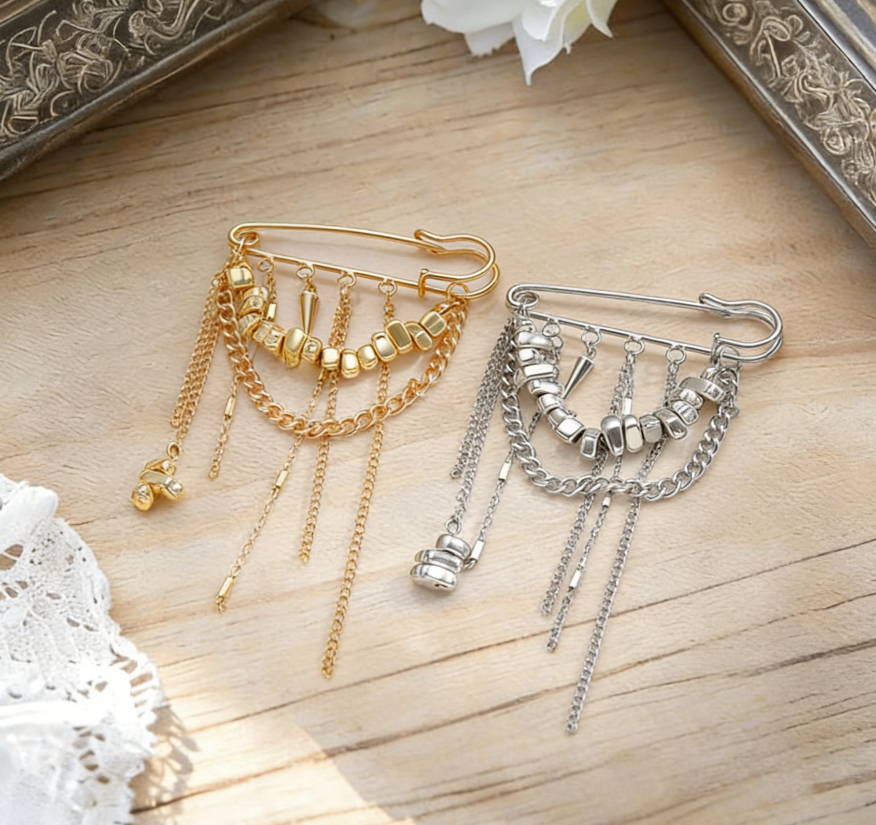 Chain Tassel & Rivet Silver Chip Brooch