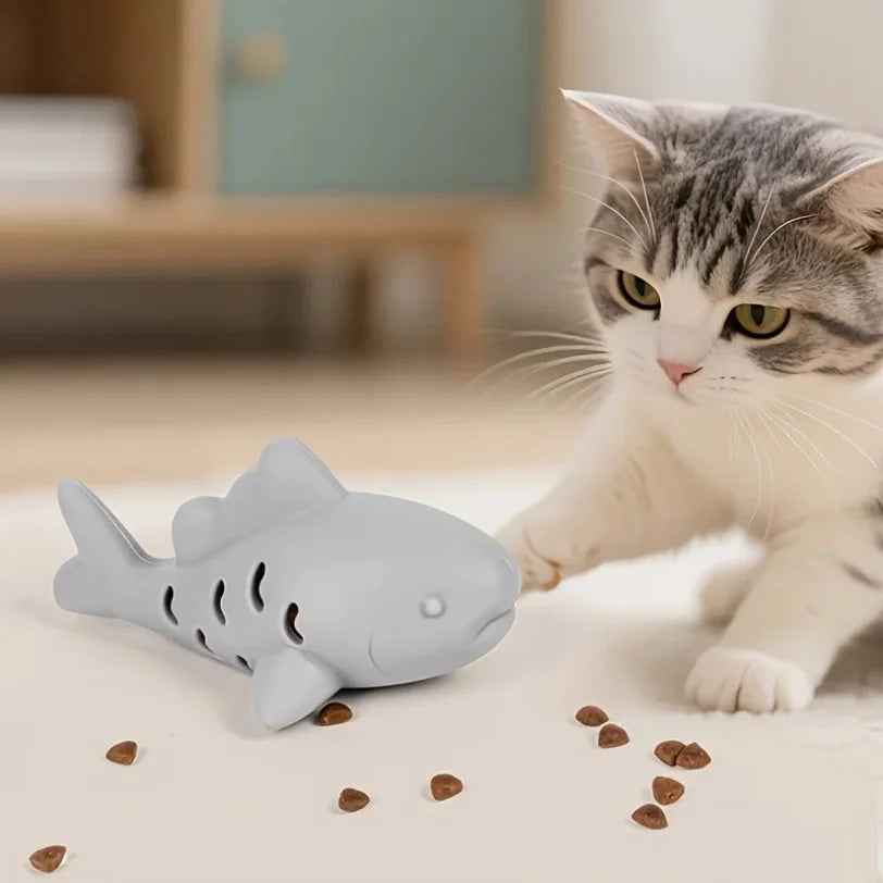 Silicone fish young cat pet teasing cat gnawing and hiding food