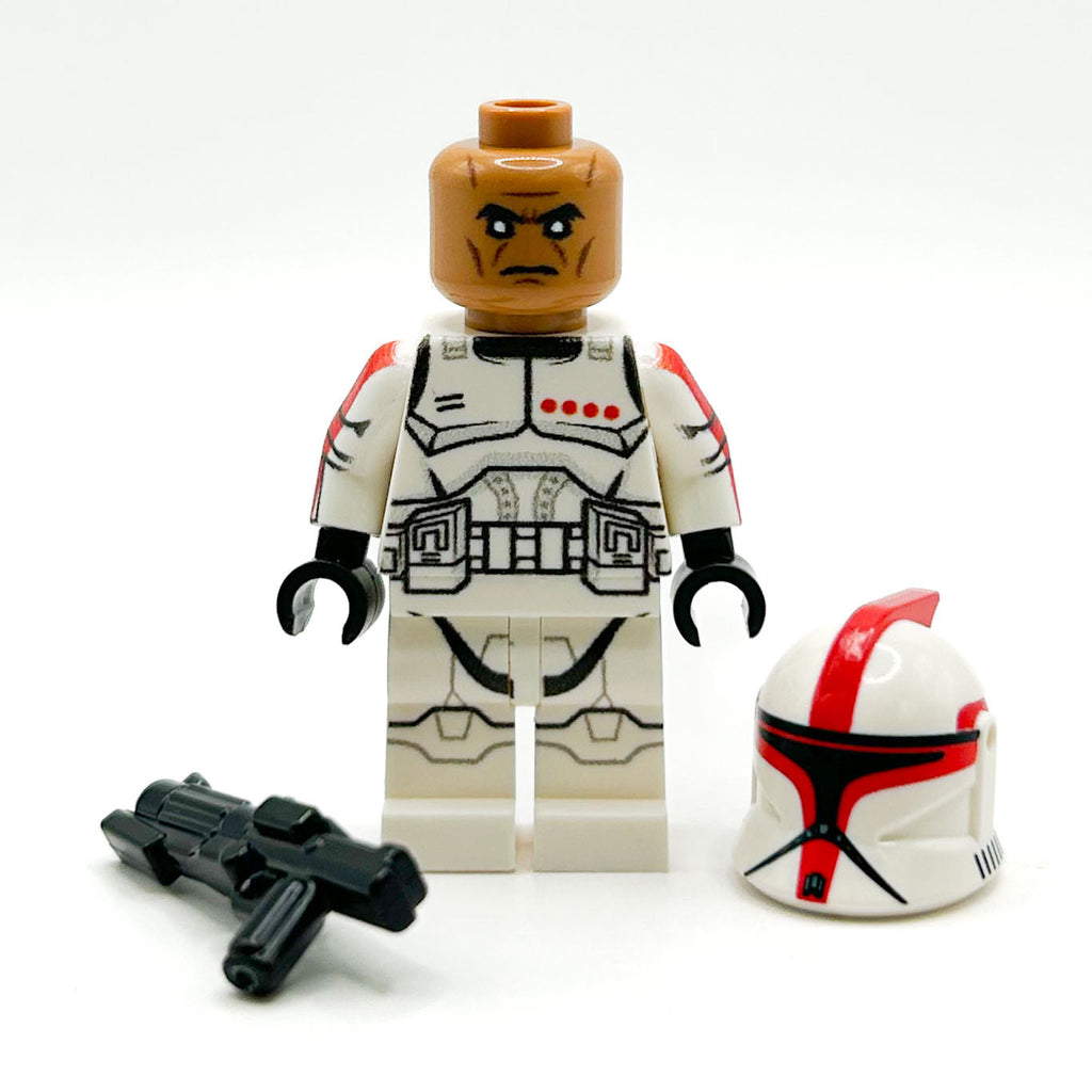 Commander Clone Trooper (Red, Phase 1) Minifig