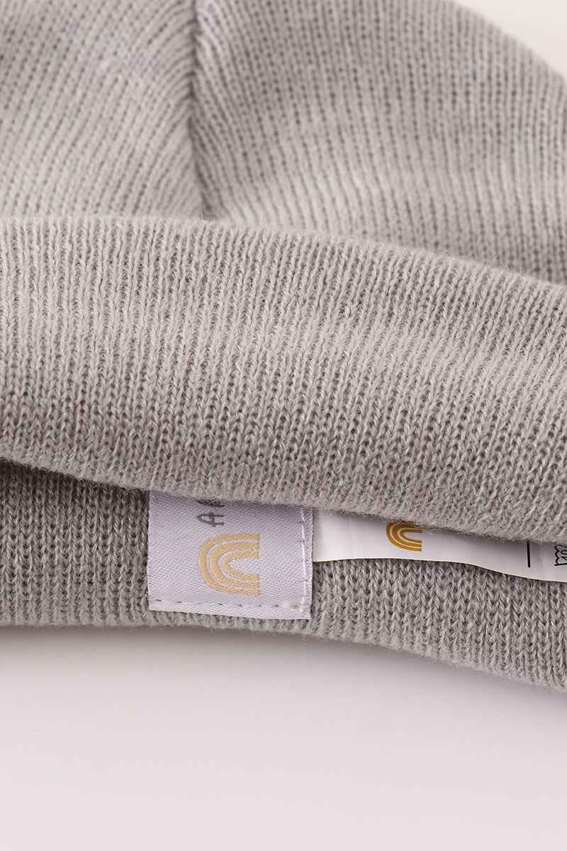 Grey ribbed basic knit beanie hat