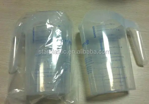 China Factory Popular Plastic Milk Pitcher with Handle Milk Bag Holder Pitcher