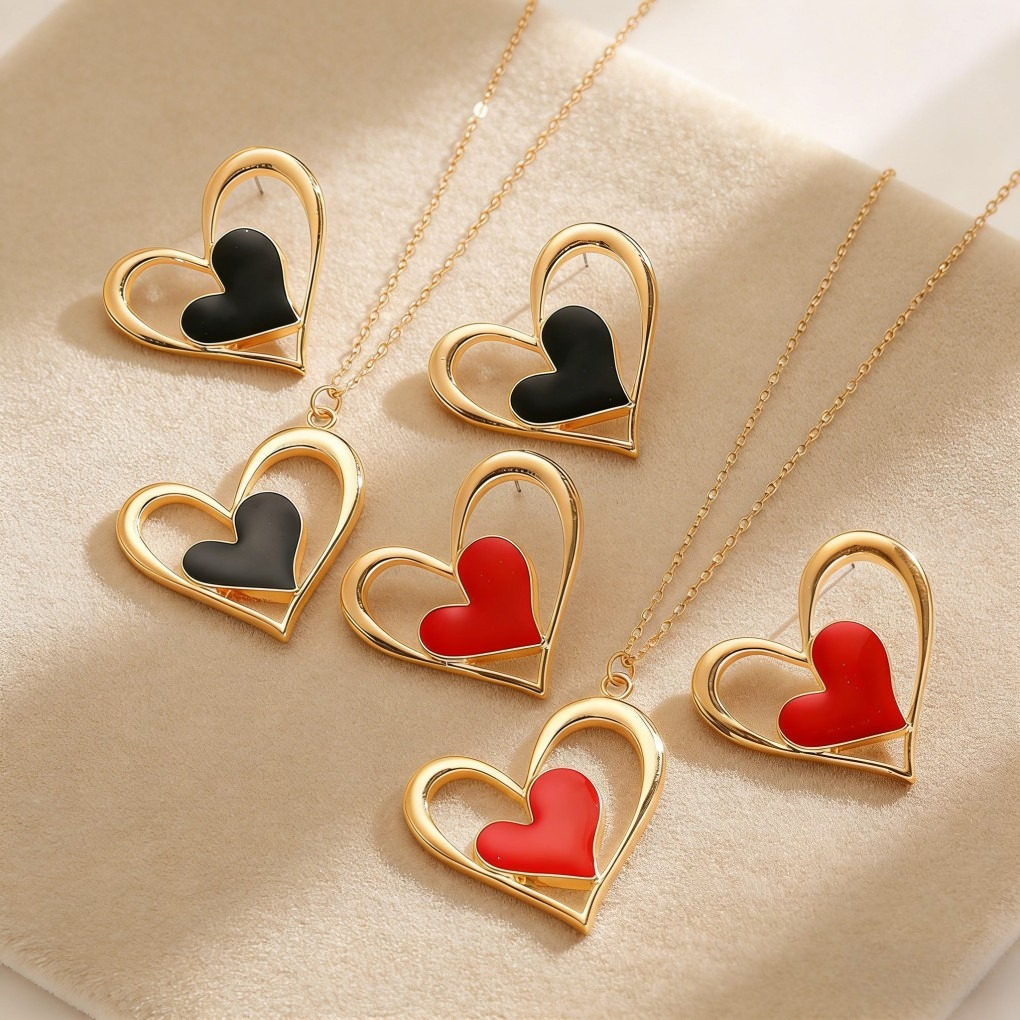 Sweet Hollow Heart Pendant Necklace & Earrings Set