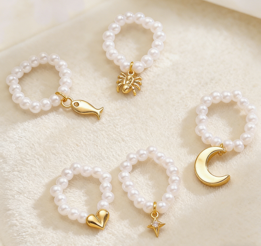 Light Luxury Baroque Pearl Ring with Charms