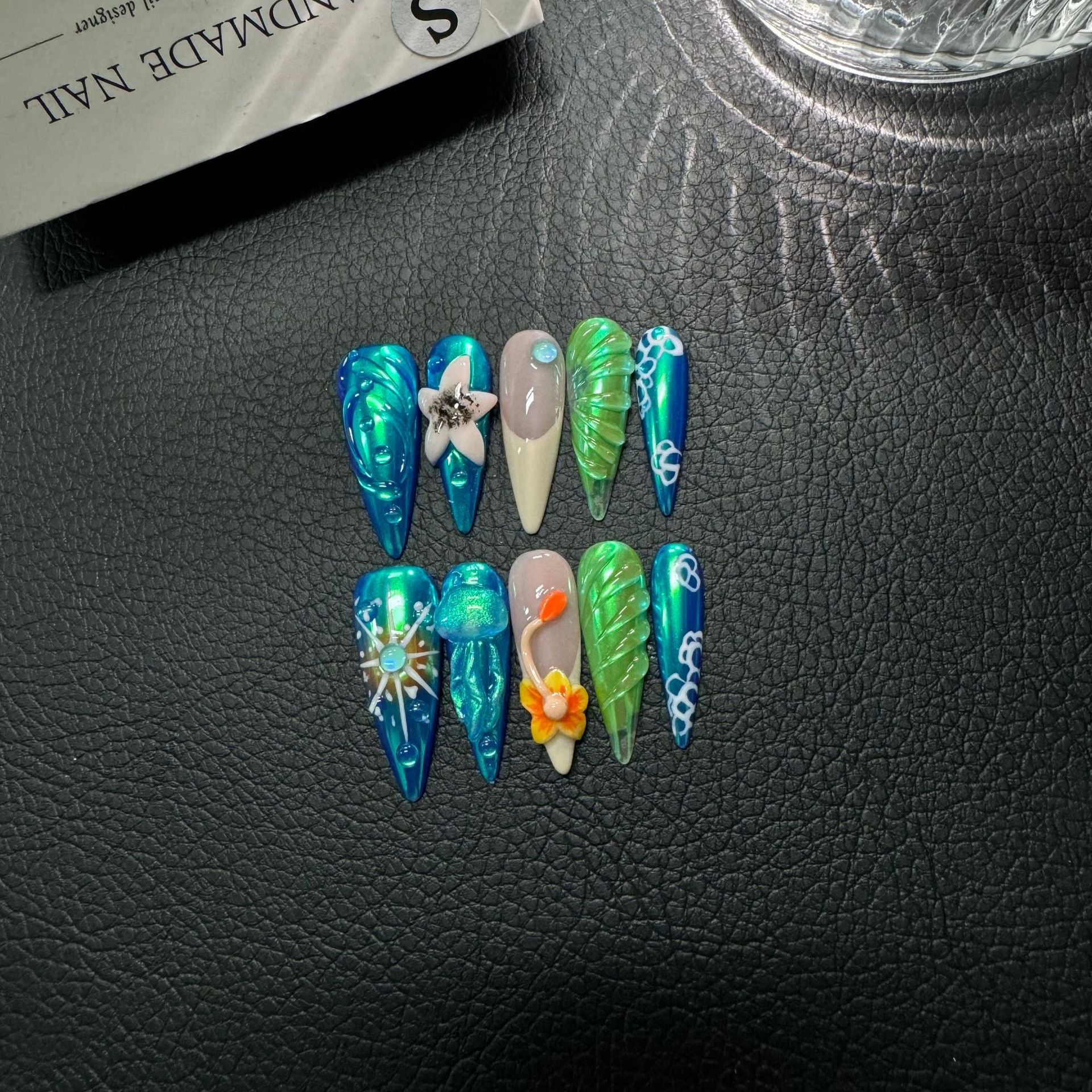 Original Fashion Ocean Pinch Carved Jellyfish Series Press on Nails Wholesale
