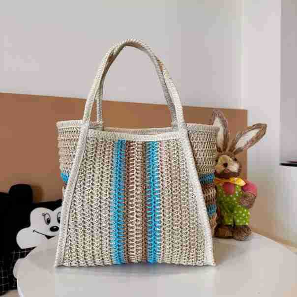 Women’s Beach Vacation Shoulder Bag – Large Woven Tote, Commuter-Ready Straw Purse