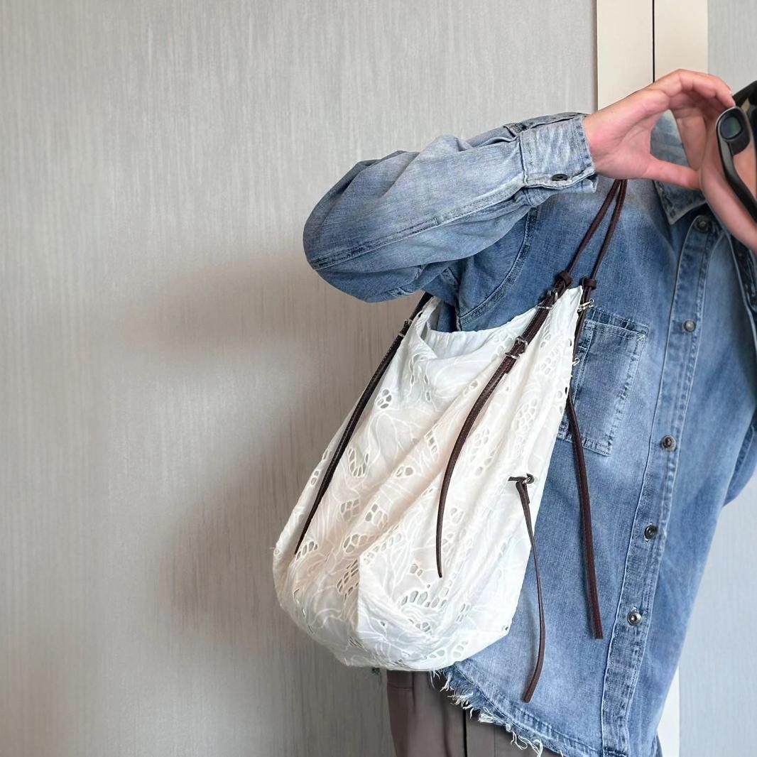 White large capacity hobo purse, embroidered shoulder bag, tote bag, commuter shoulder bag
