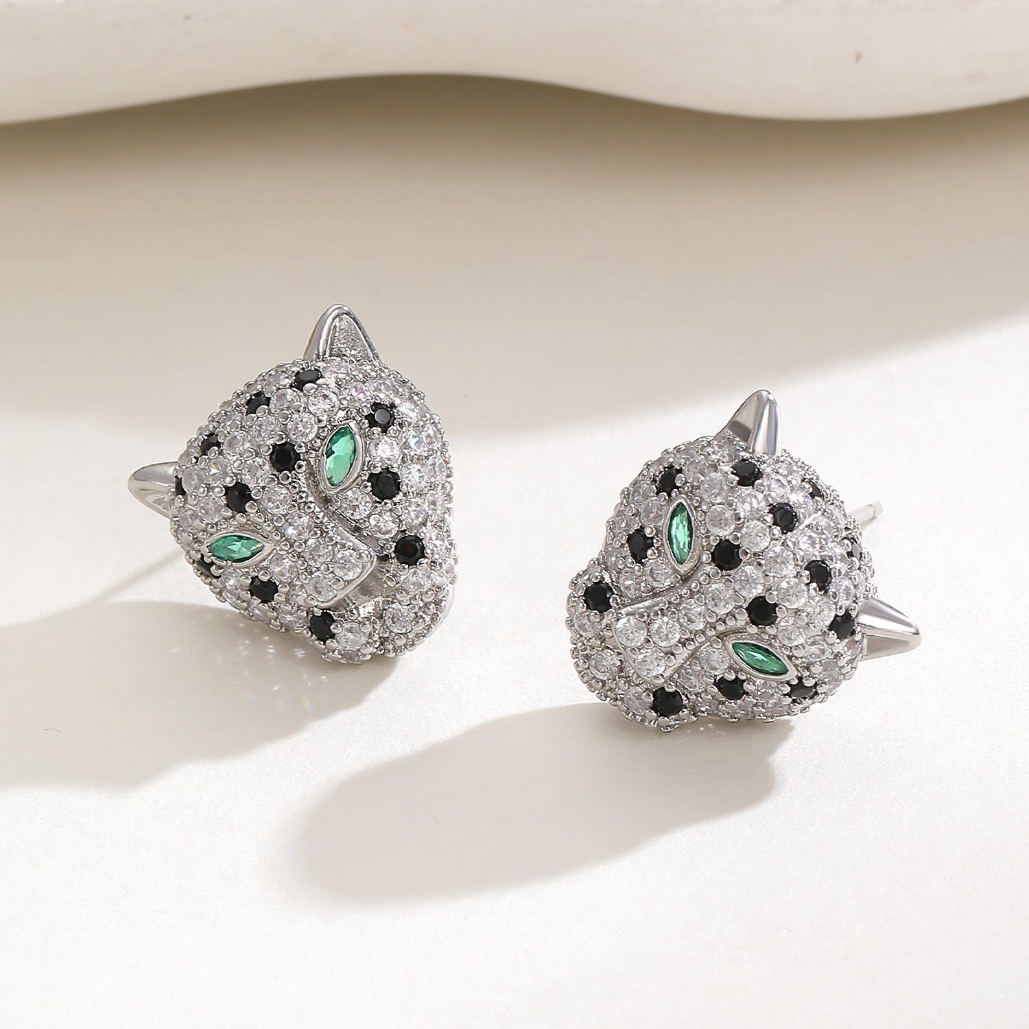 Hip Hop Leopard Head Pendant Necklace & Earrings Set Paved Zircon Luxury Jewelry