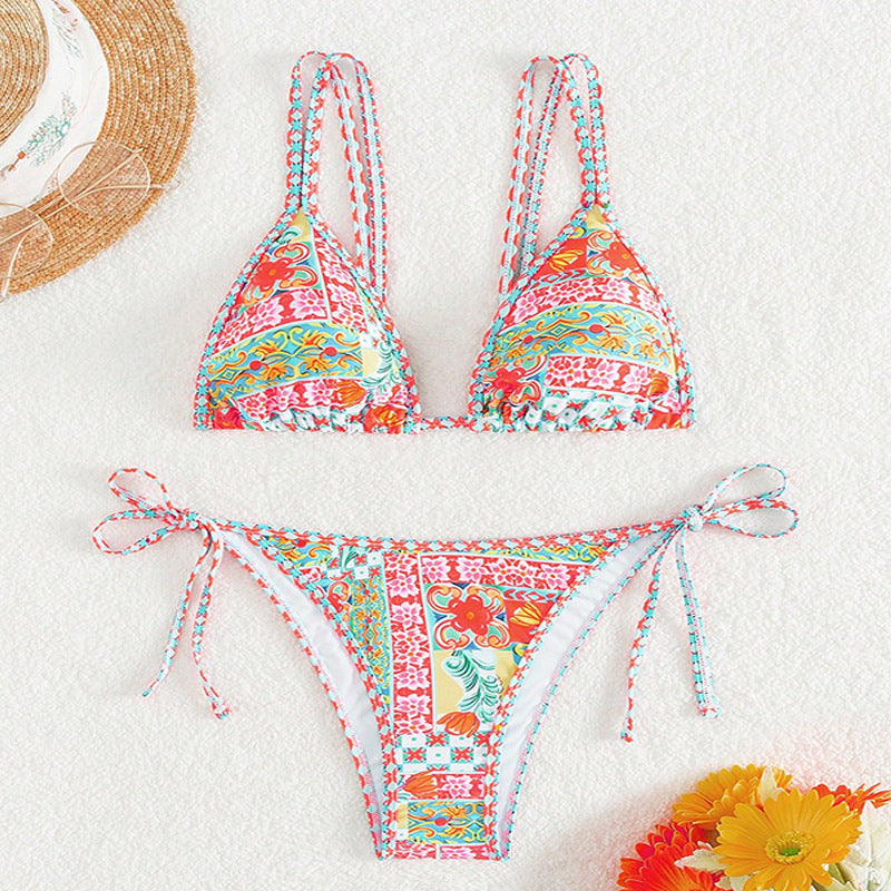 Printed Triangle Sexy Split Swimsuit Three Points Beach Bikini Female Neck-Tie Halter Bikini W Random Flower