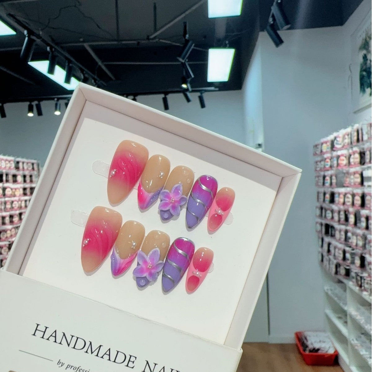 HandmadePress on Nails 3D Engraved Blush Smudge Metal Lines