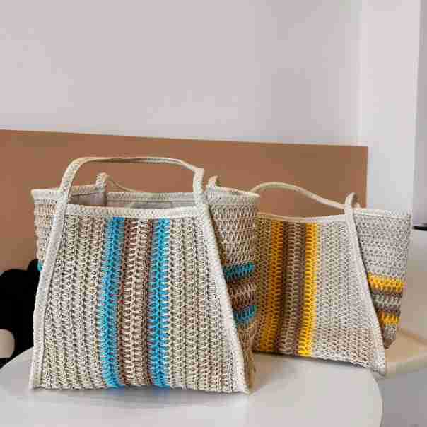 Women’s Beach Vacation Shoulder Bag – Large Woven Tote, Commuter-Ready Straw Purse