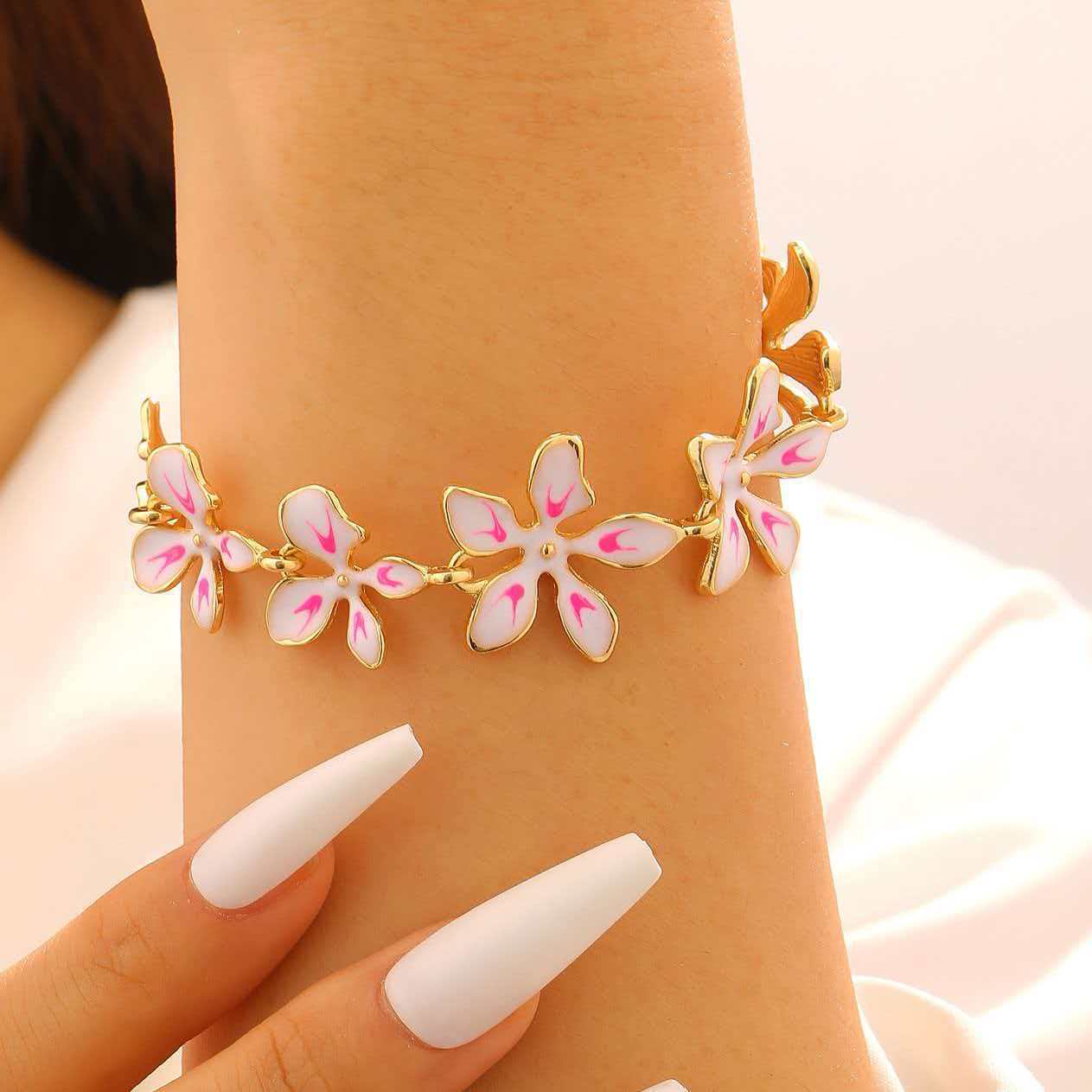 Fashion Geometric Flower 3D Vacation Style Necklace & Bracelet Set