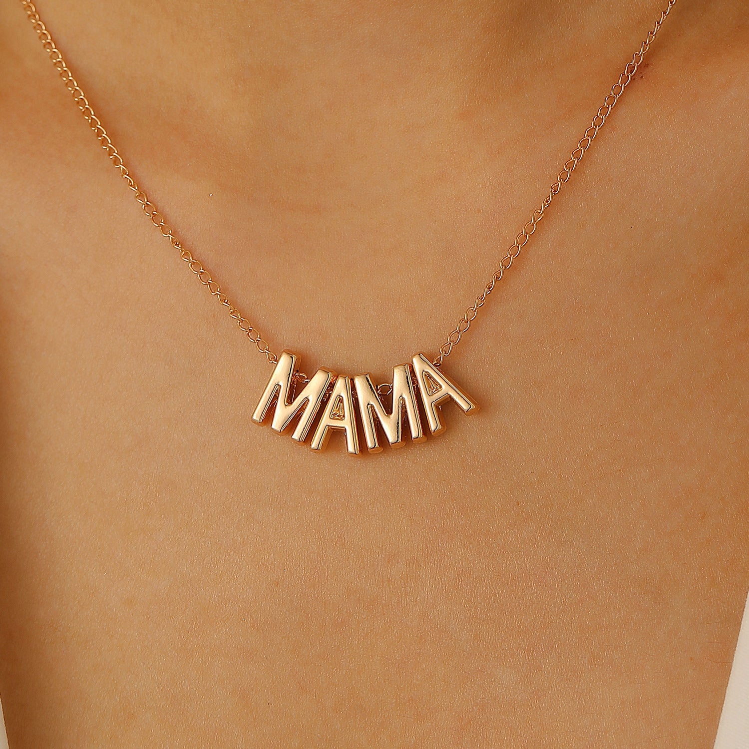 MAMA Letter Pendant Clavicle Chain Creative Mother's Day Necklace