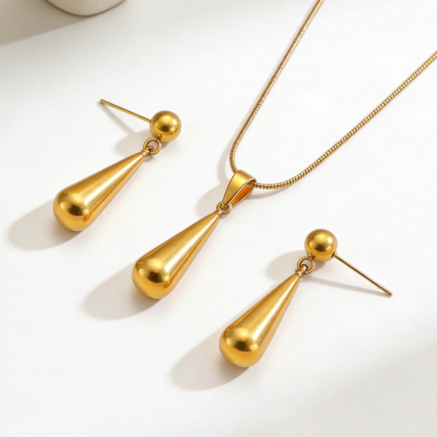 Fashion Luxury Minimalist Stainless Steel Water Drop Pendant Necklace Women Dainty Clavicle Chain