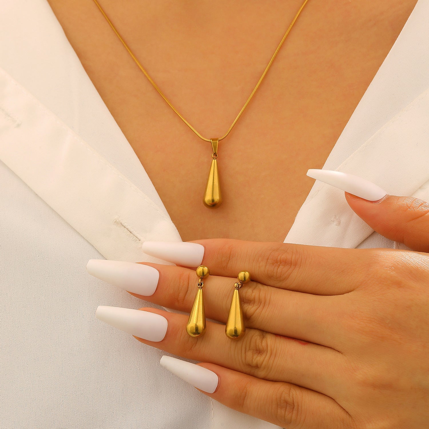 Fashion Luxury Minimalist Stainless Steel Water Drop Pendant Necklace Women Dainty Clavicle Chain