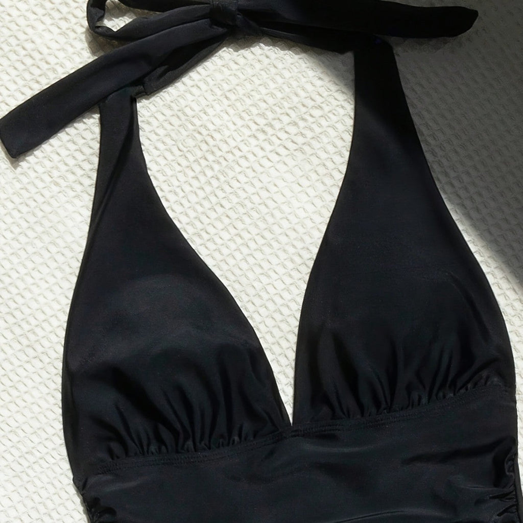 Women's Plus Size Black Halter Neck High Waist Two Piece Bikini Swimsuit with Ruffles