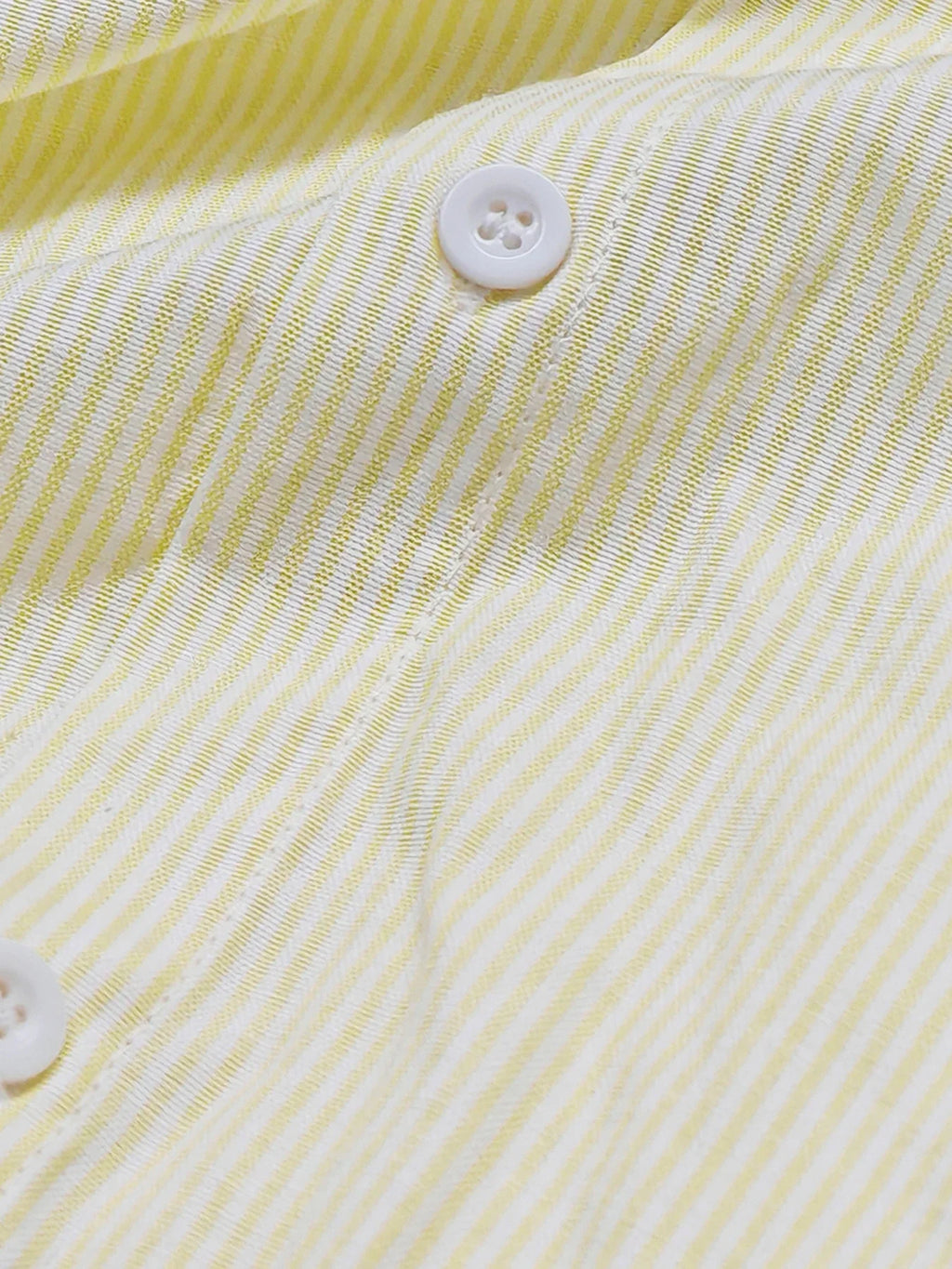 Short-sleeved shirt men's simple pinstripe high-end top summer loose and versatile new high-end men's shirt