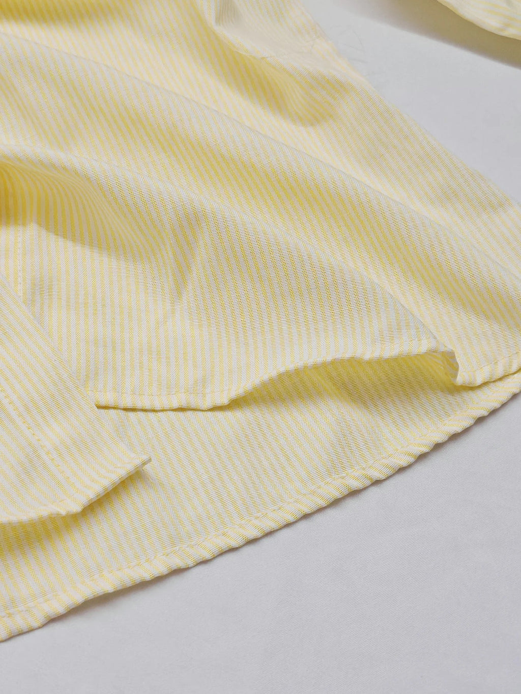 Short-sleeved shirt men's simple pinstripe high-end top summer loose and versatile new high-end men's shirt