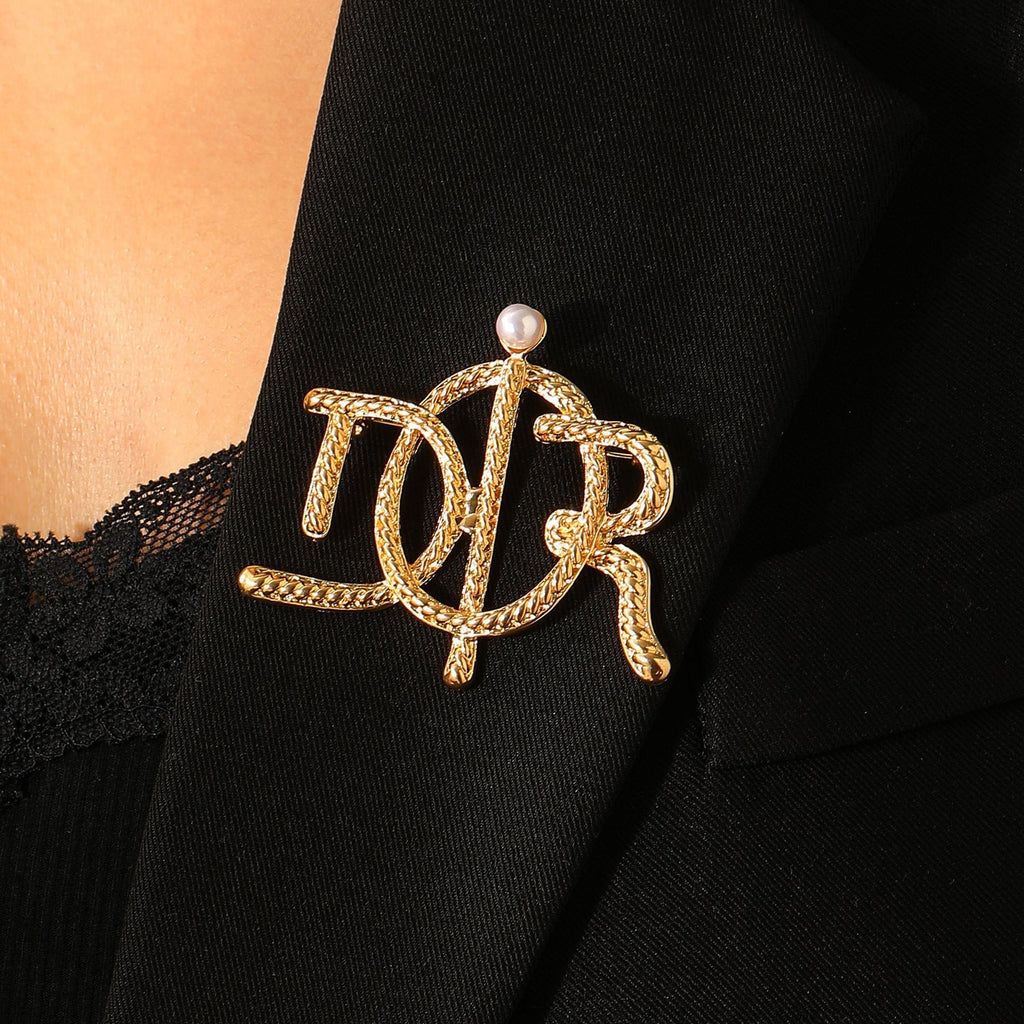 Vintage D Letter Twist Brooch