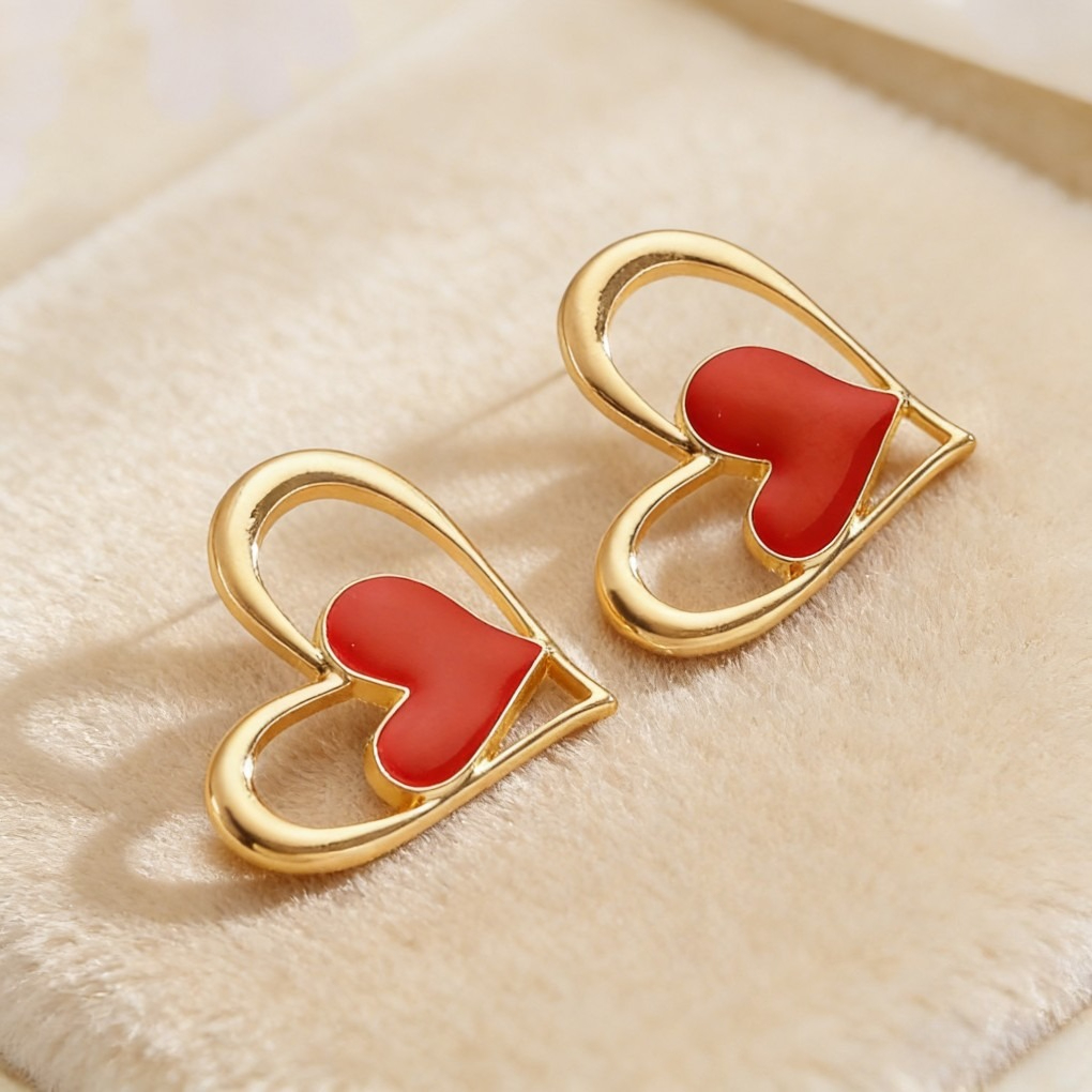 Sweet Hollow Heart Pendant Necklace & Earrings Set