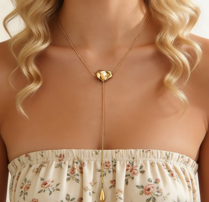 Trendy Irregular Snake Chain with Teardrop Pendant