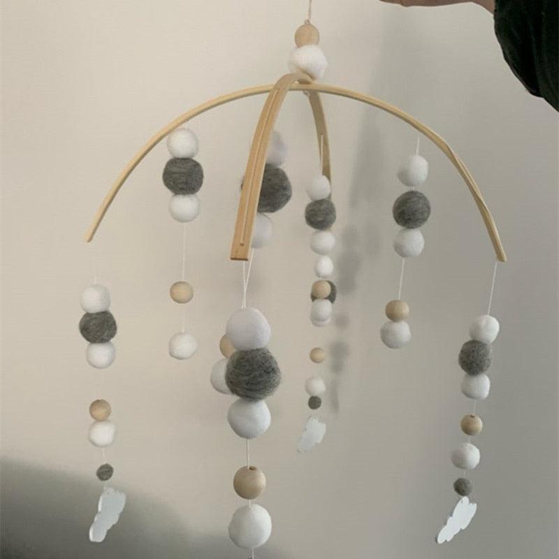 Baby Nordic Wooden Beads Wind Chimes with Wool Balls Nursery Mobile Crib Bed Bell Baby Bedroom Ceiling Wooden Beads Wind Chime Hanging Newborn Baby Bed Hanging Wind-bell Crib Tent Kids Room Decorations Ornaments