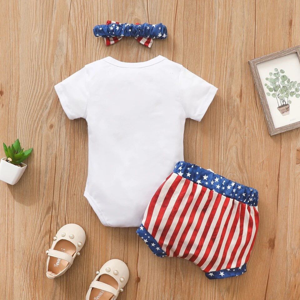 Girl's American Rainbow Outfit - EveryNest