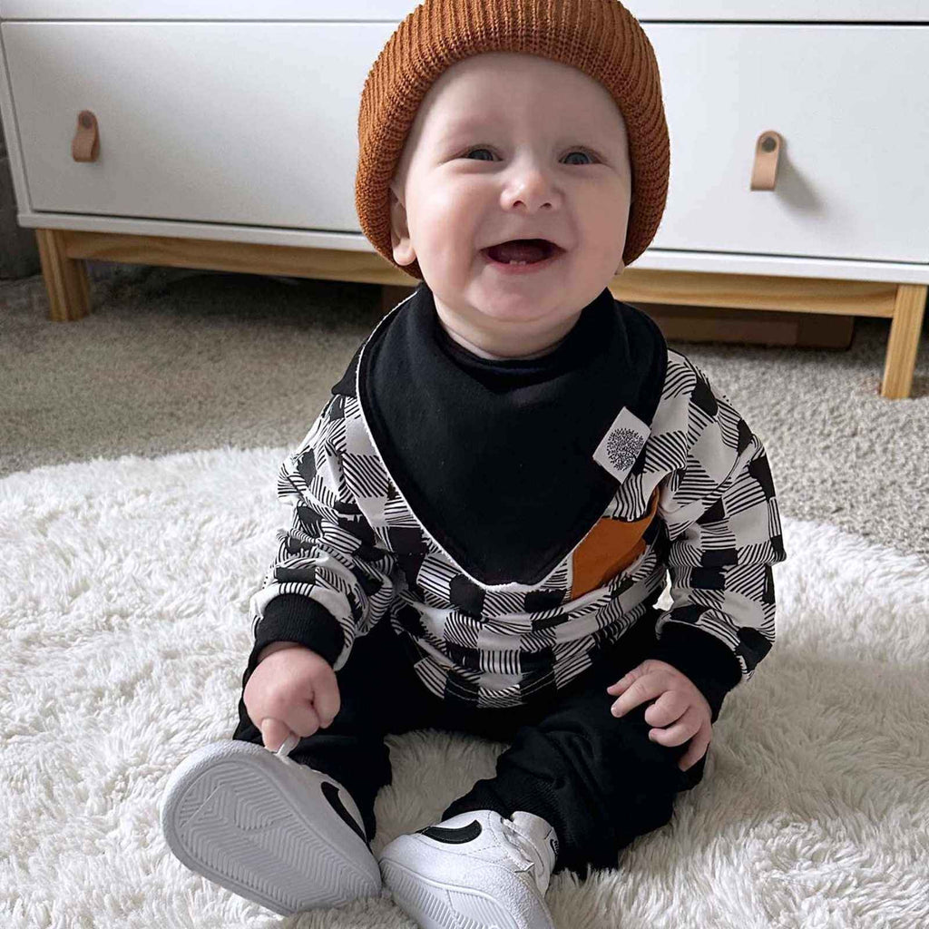 Basics Bandana Bib Set (8 pack)