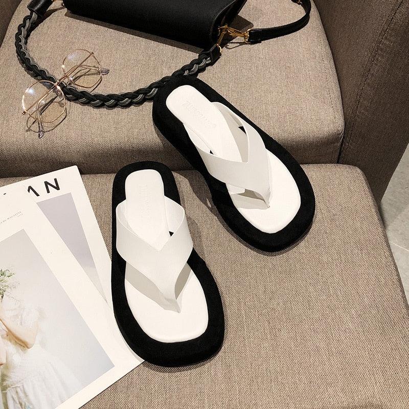 Black White Thick Bottom Flip Flops Women Famous Design Clip Toe Slippers Platform Slides Beach Comfort Thong Style Flip Flops Sandals For Women With Arch Support For Comfortable Walk