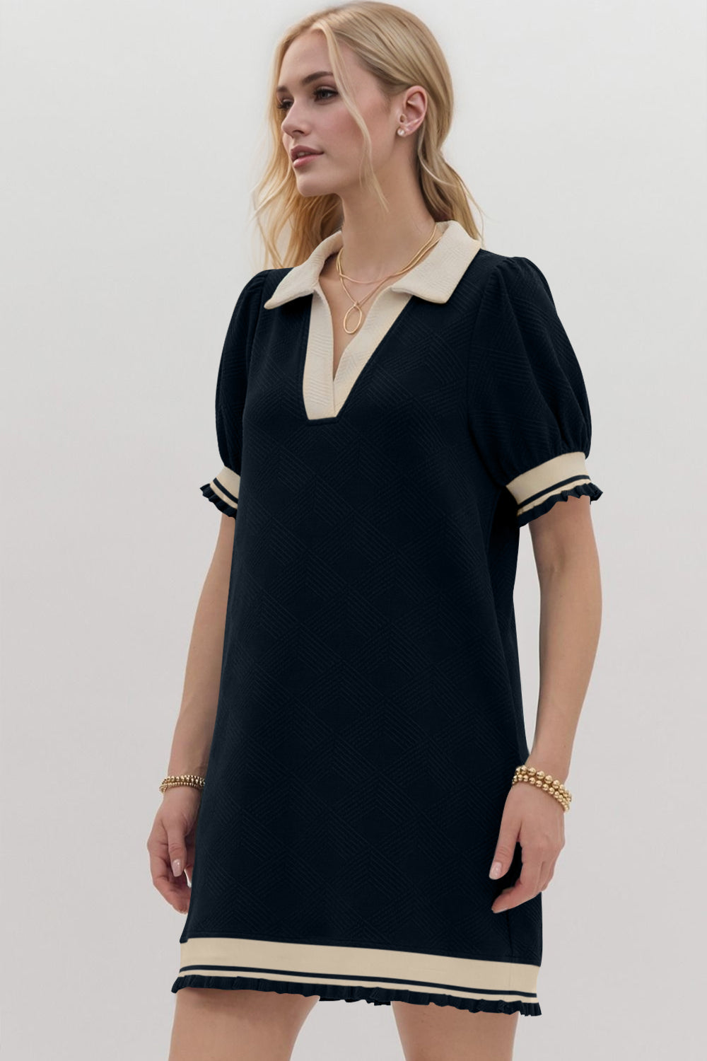 Trendy Contrast Short Sleeve Mini Dress Soft & Comfortable Casual Dress for Women