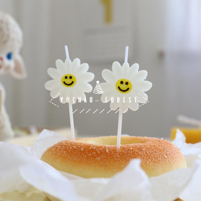 Cute Birthday Candle Daisy Birthday Candles Kids With Smiley Faces Children's Birthday Candles Birthday Cake Decorations Themed Party Supplies Lovely Flower Candles Daisy Shape