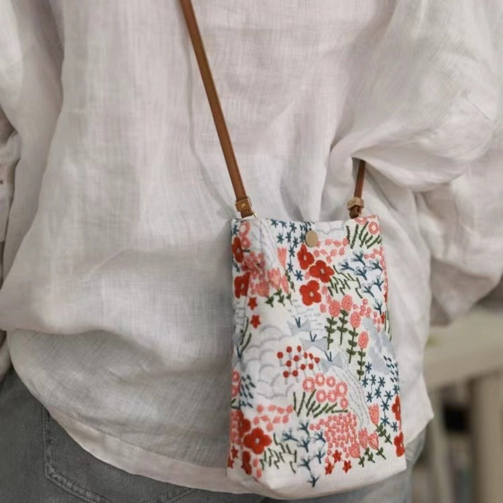 Three-dimensional embroidery crossbody mobile phone bag female, mini mobile phone bag, shoulder small and light phone purse