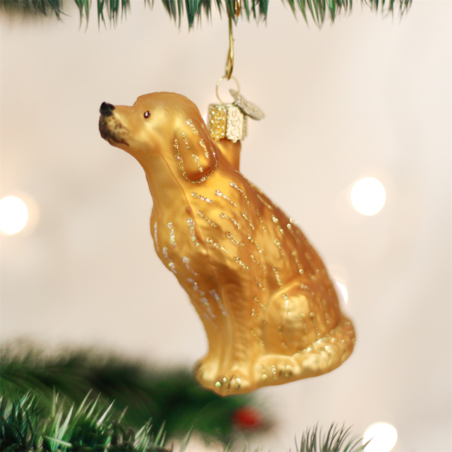 Sitting Golden Retriever Ornament