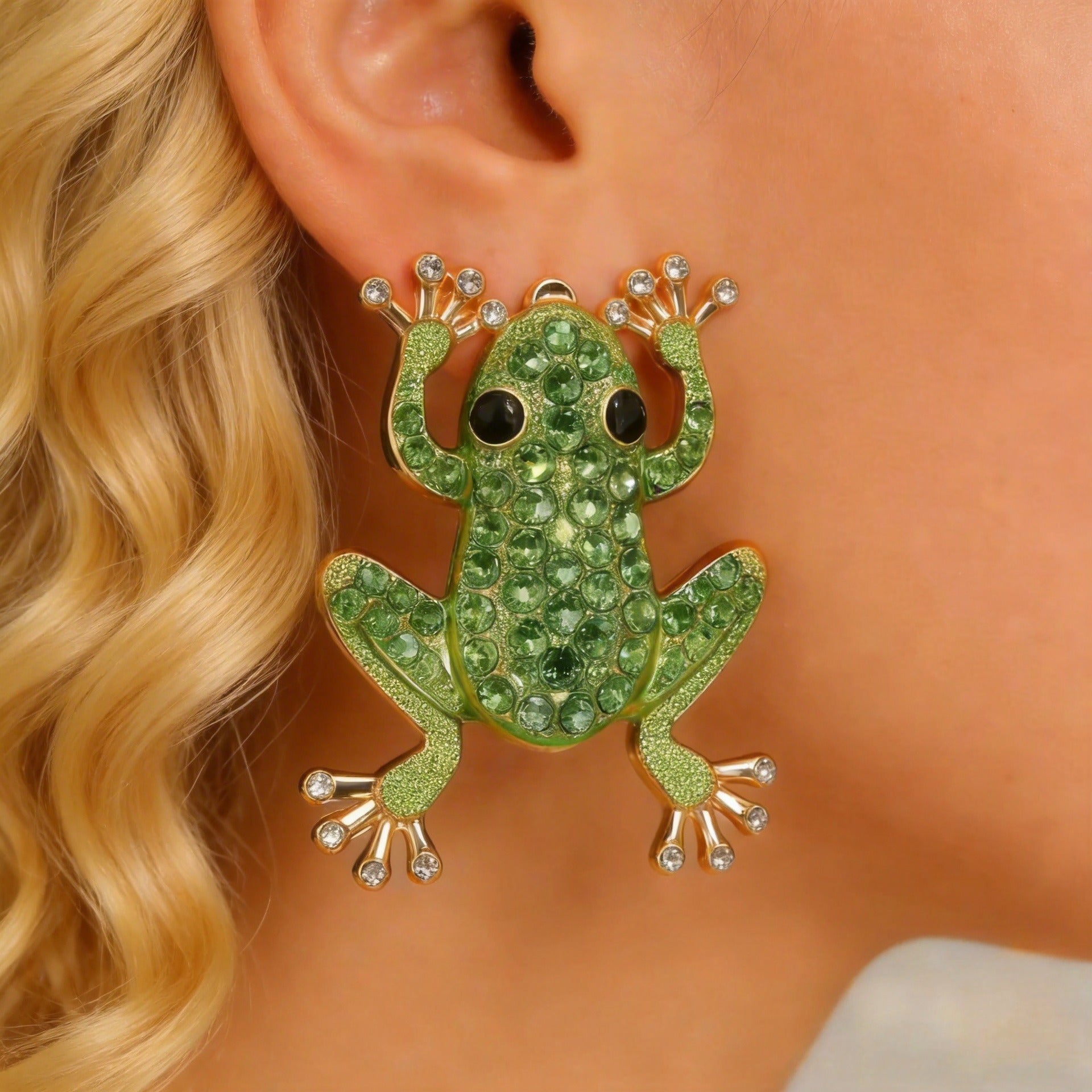 Fashion Creative Alloy Rhinestone Faux Pearl Frog Animal Stud Earrings
