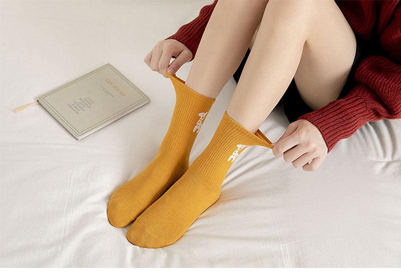 New Elegant Fruit Printed Breathable Cotton Socks Happy Funny Unisex Socks Candy Colors Harajuku Casual Cotton Crew Socks For Men And Women
